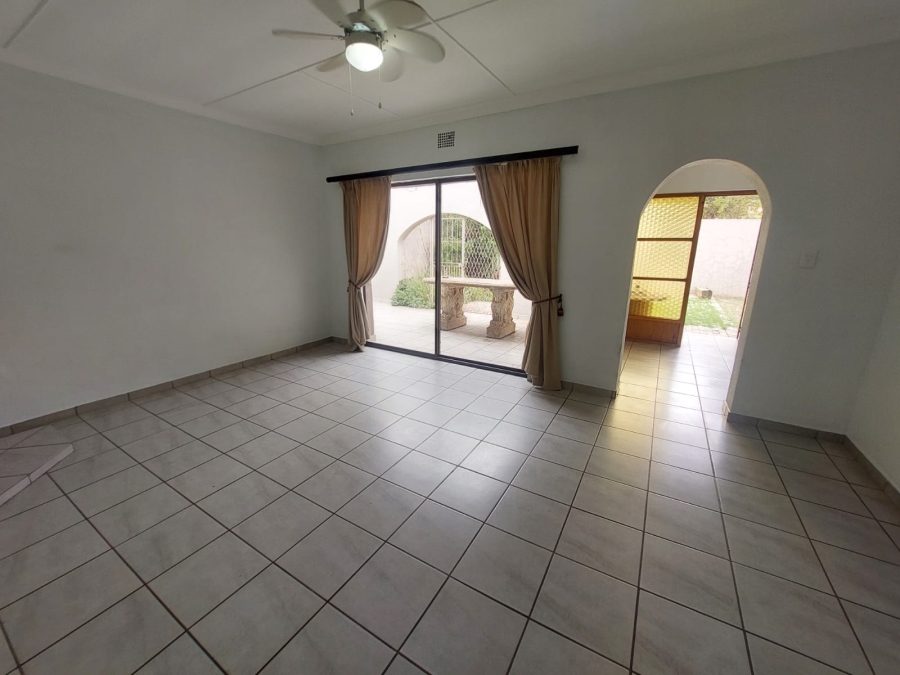 Commercial Property for Sale in Wilkoppies North West